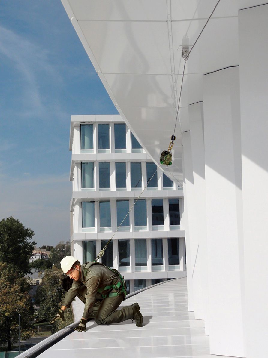 MSA V-Tec Höhensicherungsgerät - EN 360 - 10 m Stahlseil verzinkt (Bild 2)