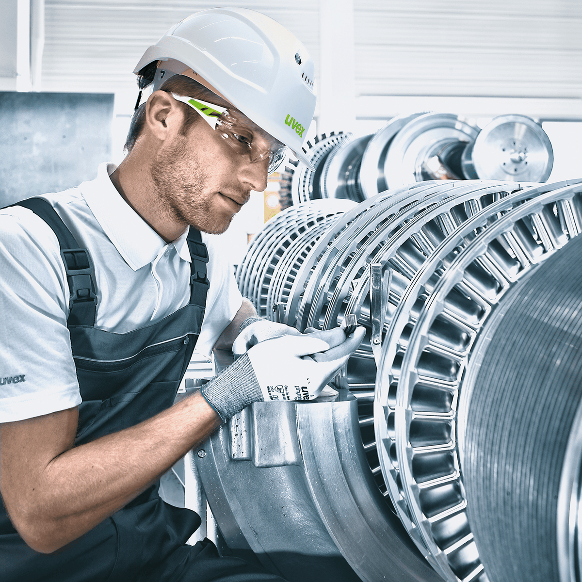uvex pheos Schutzbrille mit supravision excellence Beschichtung