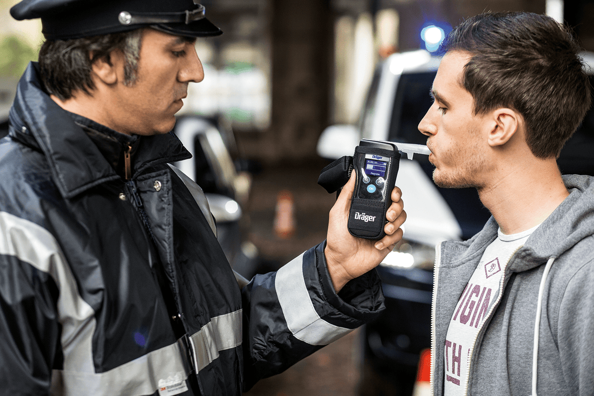 Dräger Alcotest 6000 Alkoholtester + 25 Mundstücke & Kalibrier-Gutschein