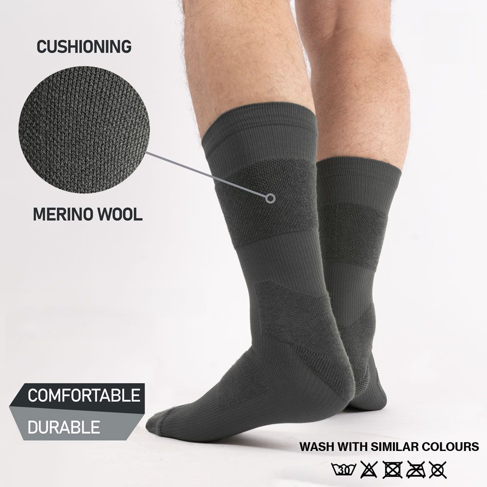 ACE Schakal Socken - 3 Paar taktische Strümpfe mit Merino-Wolle & Antiblasen-Polster - Wandern & Trekking - Schwarz - 42-44.5